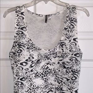 EUC BKE Tank Top Size Large